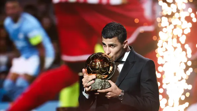 Singkirkan Dua Pemain Madrid, Rodri Raih Gelar Ballon d'Or