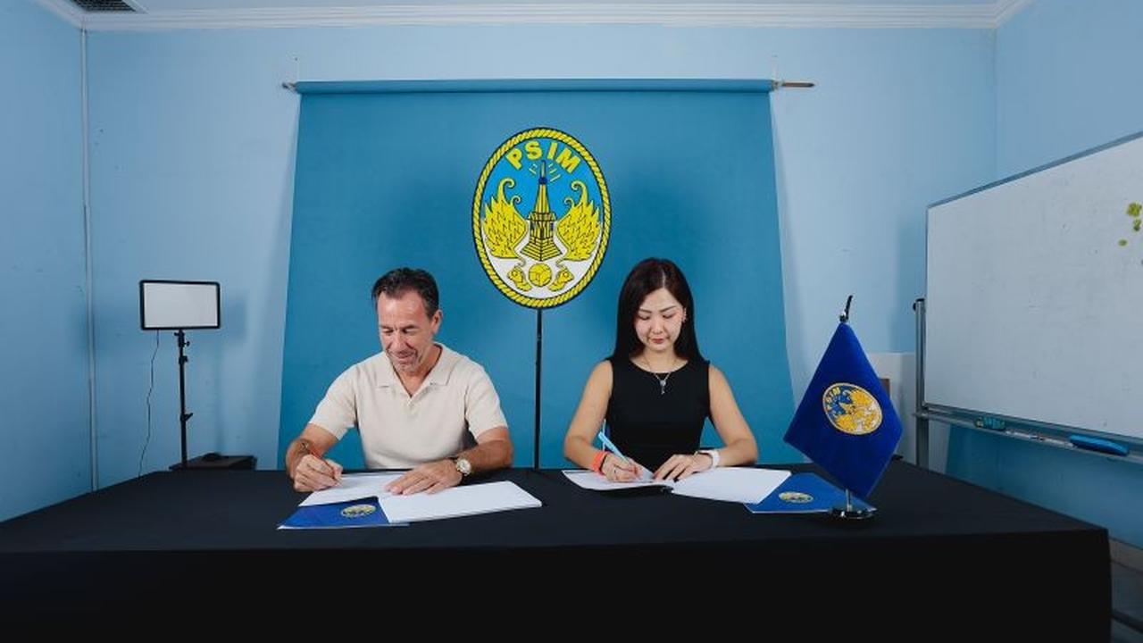 PSIM Resmi Perpanjang Kontrak Jean-Paul Van Gastel untuk Hadapi Super League Musim Depan