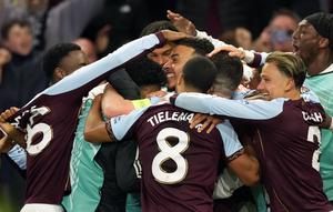 Aston Villa berhasil memetik kemenangan comeback dalam laga leg-2 semifinal Liga Europa 2025/2026, Kamis (07/05/2026) waktu setempat. (AP Photo/Dave Shopland)