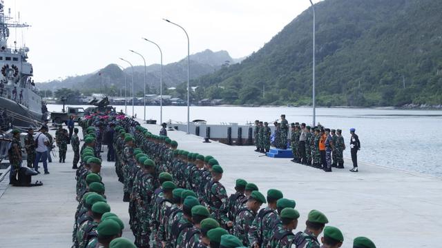 Gagah dan sangarnya pasukan TNI gelar apel siap amankan Laut Natuna dari kapal China.