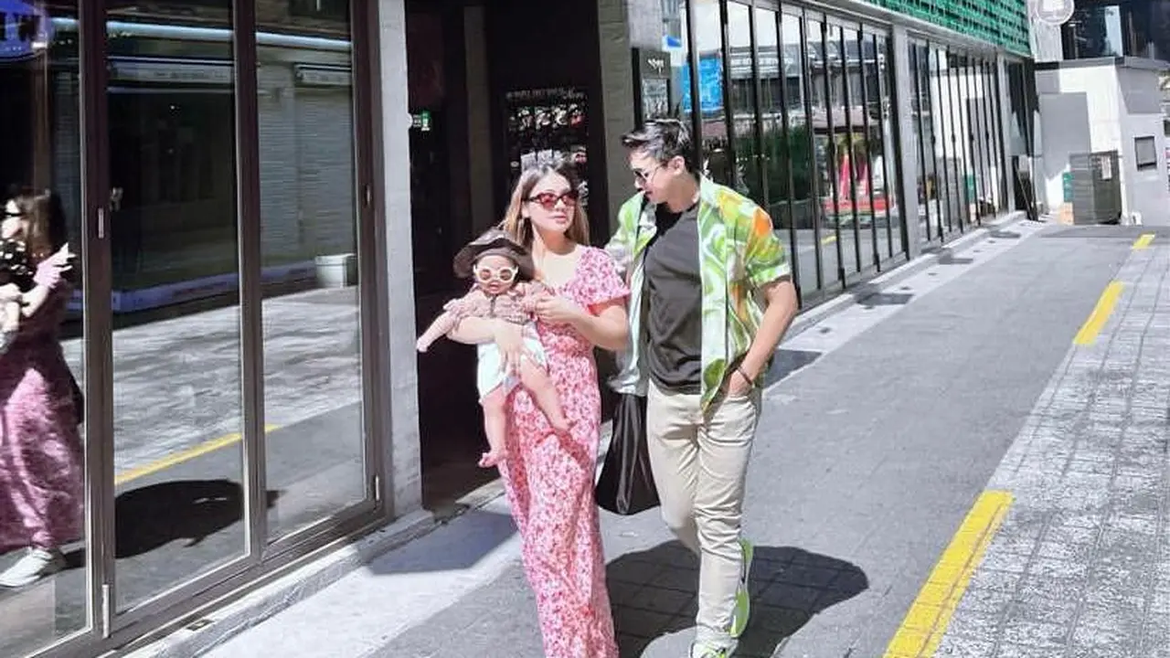 6 Gaya Bumil Felicya Angelista Liburan di Korea Selatan, Tetap Stylish Sambil Momong Anak