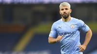 Striker Manchester City, Sergio Aguero, saat pertandingan melawan Arsenal pada laga Liga Inggris di Stadion Etihad, Minggu (18/10/2020). City menang dengan skor 1-0. (Michael Regan/Pool via AP)