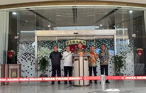 Jampidsus Klarifikasi Terlibat Bisnis Kafe de'CLAN