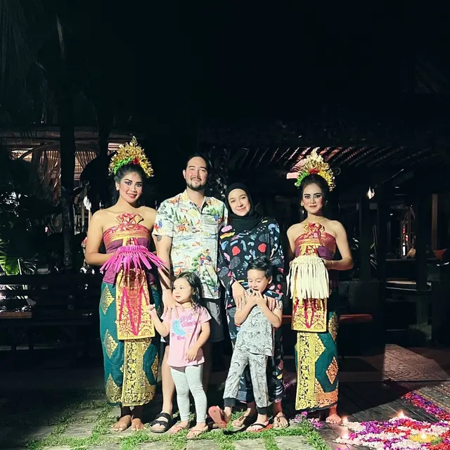 [Fimela] Aryani Fitriana dan Donny Michael