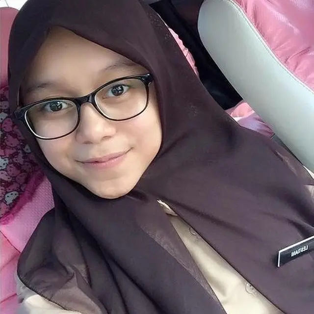 Potret Masa Remaja 6 Artis yang Pernah Dituding Oplas, Parasnya Curi Perhatian