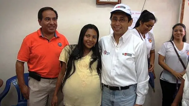 Sebelum tumor seberat 16 kg diangkat dari perut Irianita Rojas, gadis itu dikira sedang hamil