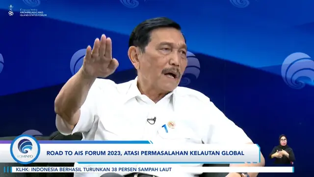 Menteri Koordinator bidang Kemaritiman dan Investasi Luhut Binsar Pandjaitan mengklaim sekitar 70 persen Sungai Citarum telah bersih.