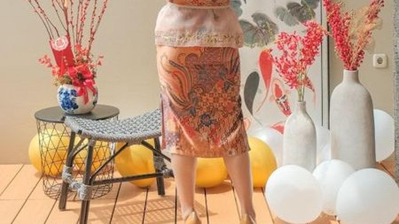 <b>Tarian Mas Set Batik Modern</b>