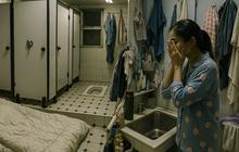 Viral, Karyawan Perempuan ini Rela Tidur di Toilet Kantor karena Gaji Kecil