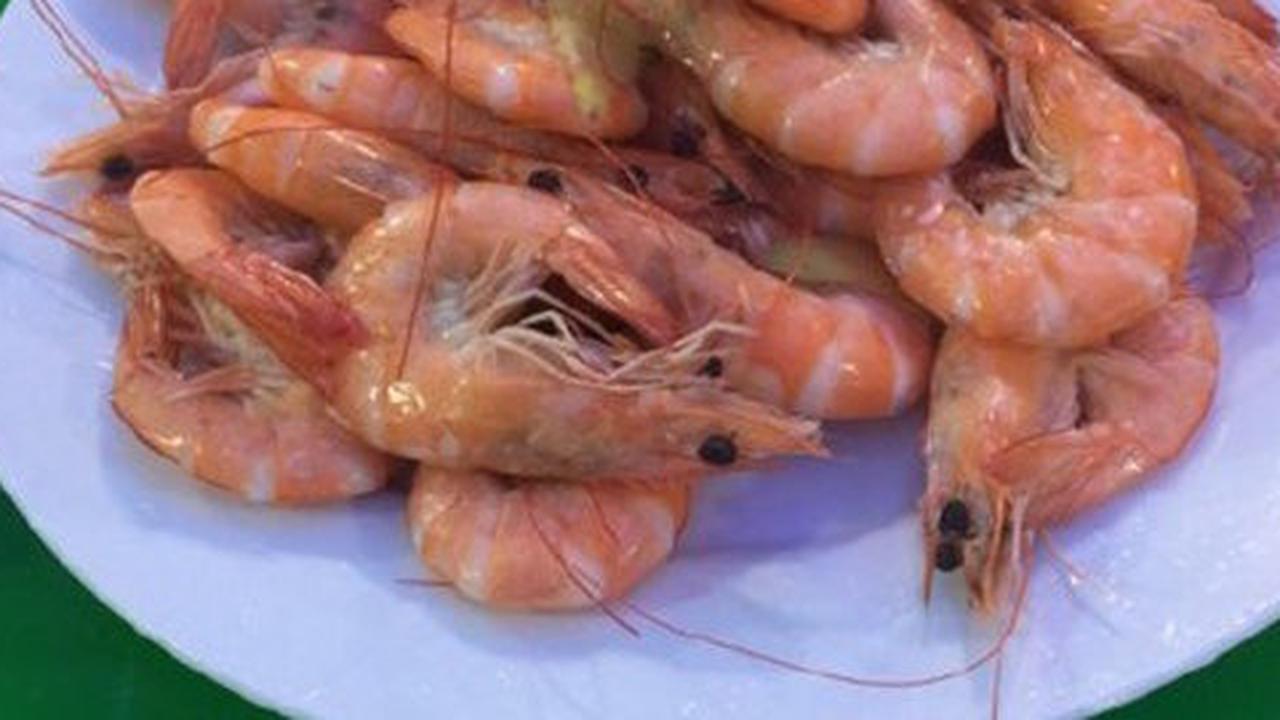 Pedagang China getok pelanggan Rp 5,8 juta cuma untuk udang goreng