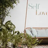 self love | unsplash.com/@contentpixie