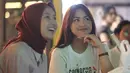 Eks personil JKT48, Sisca Saras saat acara Roaring Night antara Manchester United melawan West Ham di Pitch 98, Kemang, Jakarta, Minggu (04/02/2024) malam WIB. (Bola.com/Abdul Aziz)