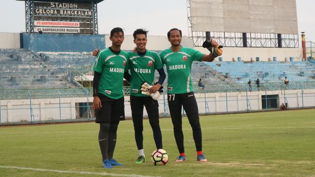 Kiper Madura United