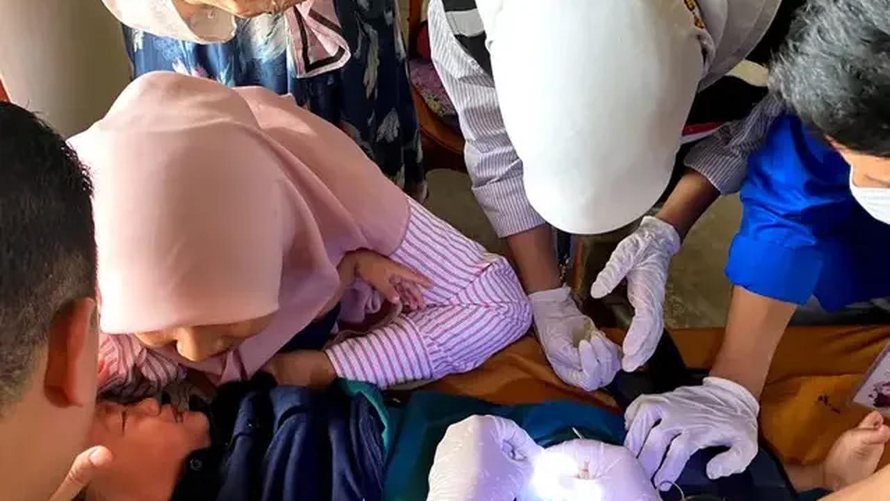 Dia menjelaskan bahwa kegiatan bakti sosial yang dilakukan merupakan komitmen para alumni taruna Akabri 1989 untuk terus melakukan pengabdian tiada henti dan terbaik kepada masyarakat.