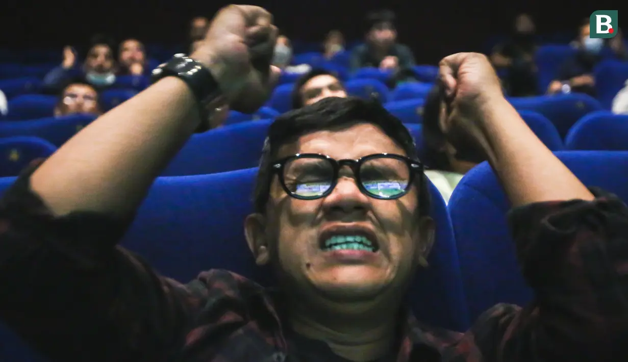 Ketegangan pun berlanjut hingga babak penalti. Secara mengejutkan, Kroasia berhasil mengalahkan Brasil di babak tos-tosan dengan skor 4-2. (Bola.com/Bagaskara Lazuardi)
