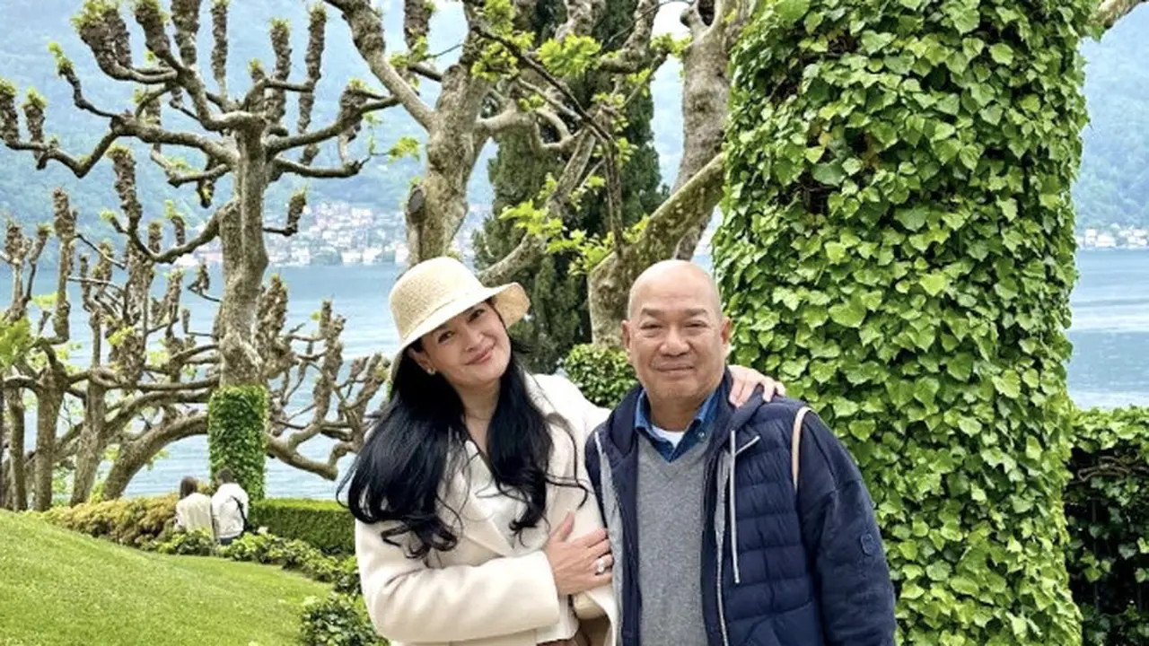 Potret Donna Harun dan suami (Sumber: Instagram/donnaharunofficial)