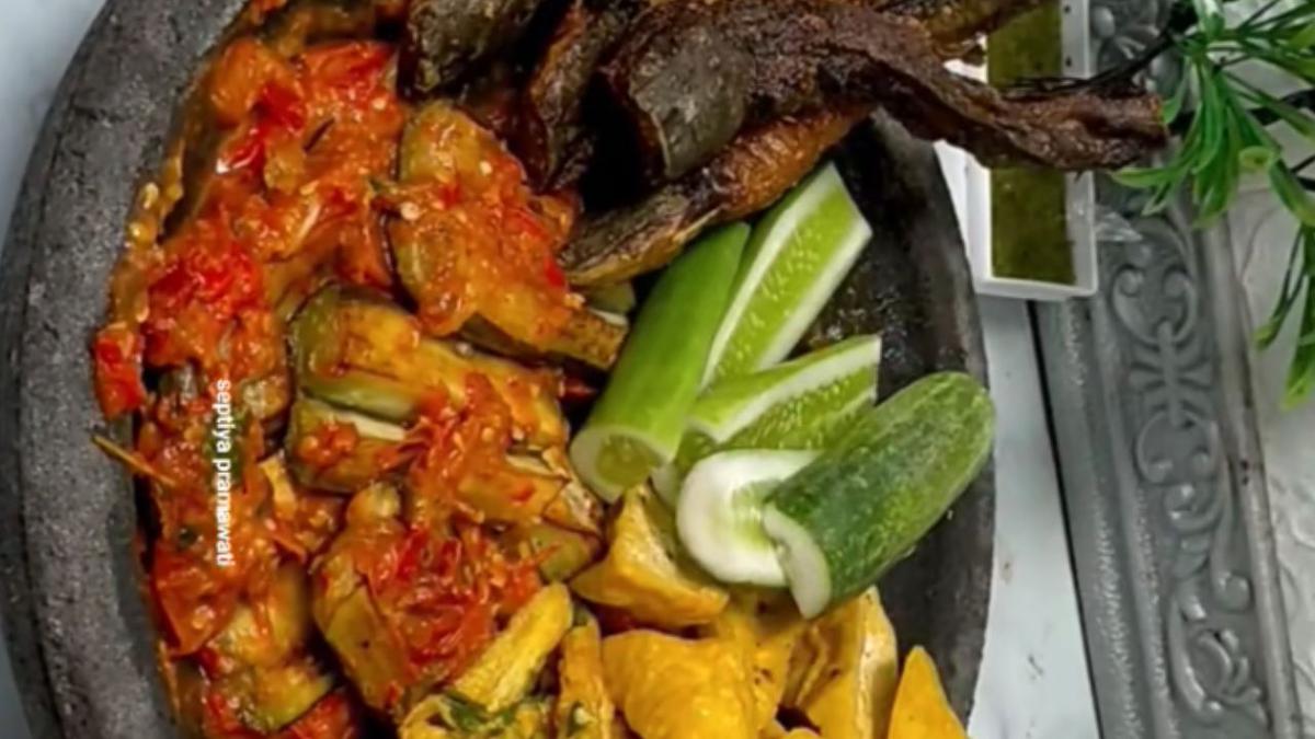 Resep Pecel Lele Sambal Terong, Lauk Sederhana yang Nagih