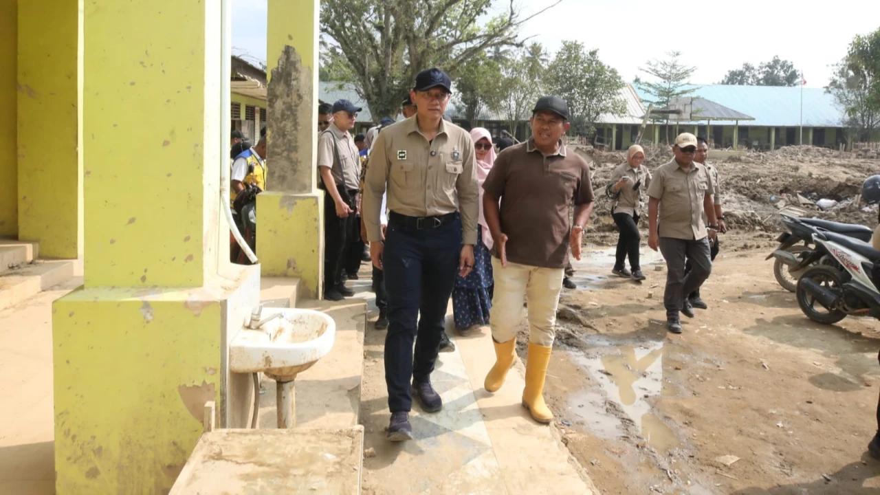 FOTO: AHY Tinjau Pemulihan Hunian Pendidikan dan Layanan Kesehatan di Aceh Tamiang