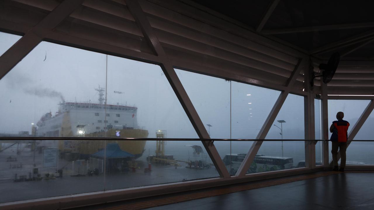 Cuaca Ekstrem Hantam Kapal Pelayaran di Perairan Sulawesi