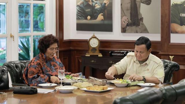 Susi Pudjiastuti - Prabowo Subianto (Foto: Instagram/@susipudjiastuti115)