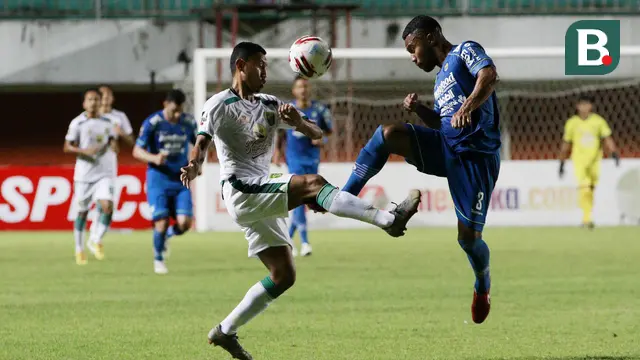 FOTO: Persib Bandung sementara Unggul Telak 3-0 atas Persebaya Surabaya di Babak Pertama - Rifaldi Bawuo; Ardi Idrus