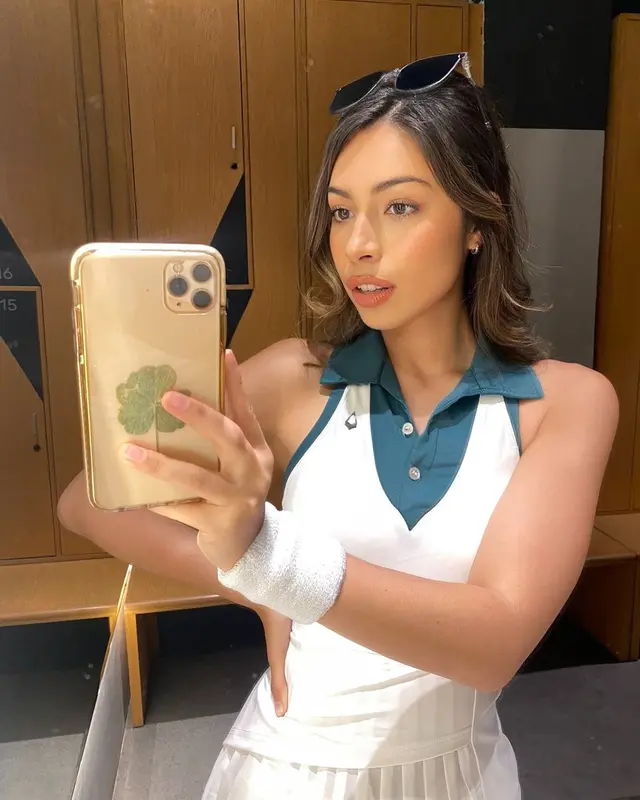 7 Pesona Clara Shafira, Miss Universe Indonesia 2024