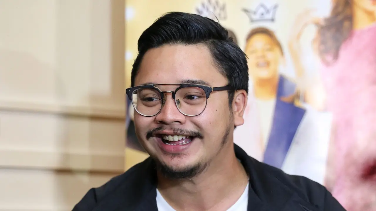 [Fimela] Derby Romero sudah tiga tahun menetap di Singapura.
