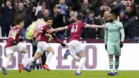Arsenal Babak Belur di Markas West Ham