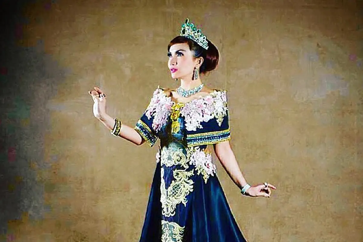 Roro Fitria