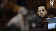 Setya Novanto divonis 15 tahun penjara. Bekas Ketua DPR ini juga juga diganjar membayar Rp 500 juta subsider 3 bulan penjara.

Vonis ini lebih ringan dari tuntutan jaksa penuntut umum pada Komisi Pemberantasan Korupsi (KPK). Hakim menilai, mantan K...
