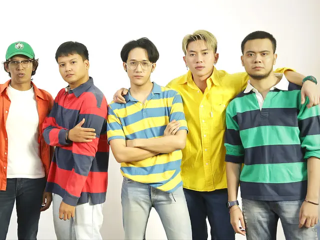 Klarifikasi Rafael Tan Yang Tak Muncul Di Video Klip Smash I Heart You Entertainment Fimela Com
