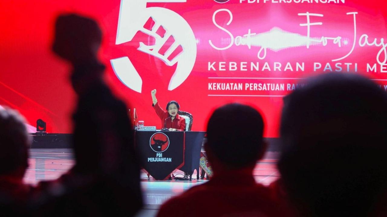 VIDEO: Megawati Mesem-Mesem Sampaikan Sikap Politik PDIP "Enak Saja, Gue Mainin Dulu Dong!"