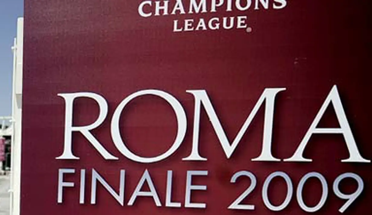 A view of the Olimpic stadium in Rome on May 26, 2009 where the UEFA Champions League final between Barcelona and Manchester United will be played tomorrow. AFP PHOTO / FILIPPO MONTEFORTE 