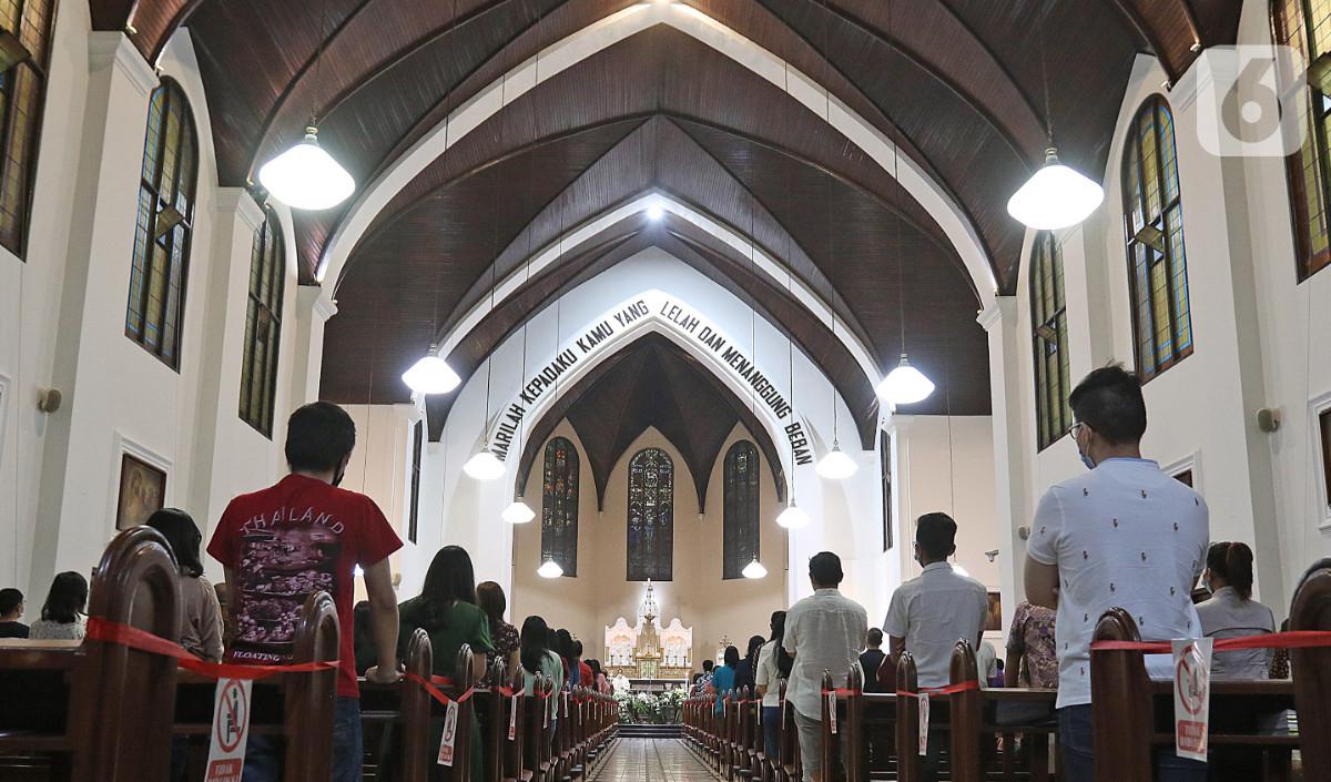 4. Gereja Katedral Santo Petrus