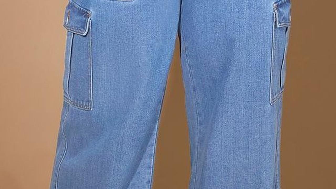 <b>Celana Kargo dengan Bahan Denim</b>