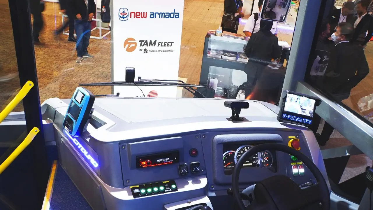 Bus New Armada Kini Dilengkapi Teknologi Keselamatan Canggih (Ist)