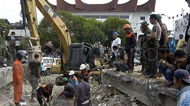 Malaysia Bantu Korban Gempa Sumbar - News Liputan6.com