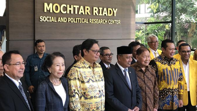 Saat acara Hardiknas, Nasir juga meresmikan pembangunan kembali Gedung C Fakultas Ilmu Sosial dan Politik (Fisip) Universitas Indonesia (UI) yang diberi nama Mochtar Riady Social & Political Research Center. (Liputan6.com/Ratu)