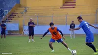 Arema Benahi Lini Pertahanan