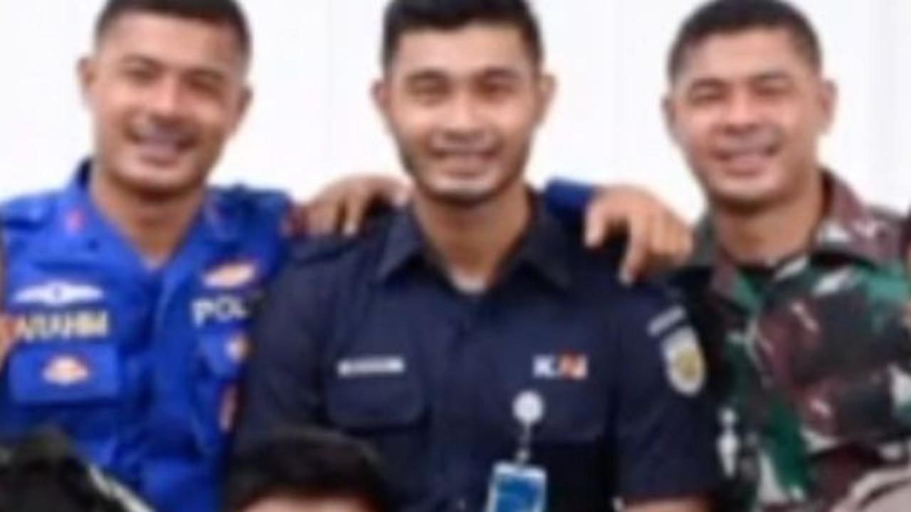 Kisah Wanita Sendirian Besarkan 6 Anak Laki-Lakinya, Sudah Dewasa Jadi TNI, Brimob hingga Satpol PP