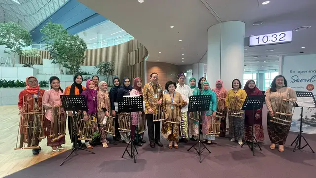 Gandi Sulistiyanto, Duta Besar Republik Indonesia untuk Republik Korea saat meresmikan pembukaan kembali rute Seoul – Bali (4 Desember 2022). (Dokumentasi KBRI Seoul)