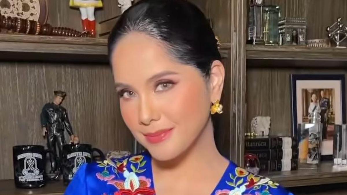 Potret Annisa Pohan Tampil Anggun Berkebaya Encim Biru saat Perayaan Hari Kartini 2025
