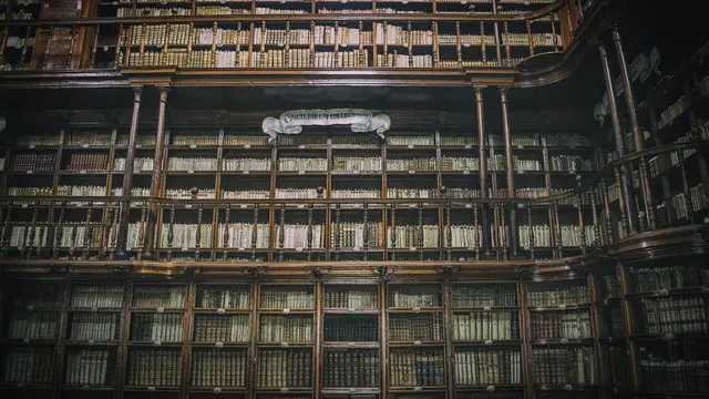 Perpustakaan Lawas