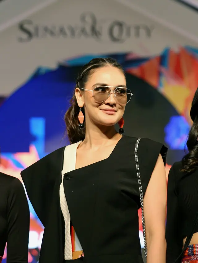 [Fimela] Luna Maya
