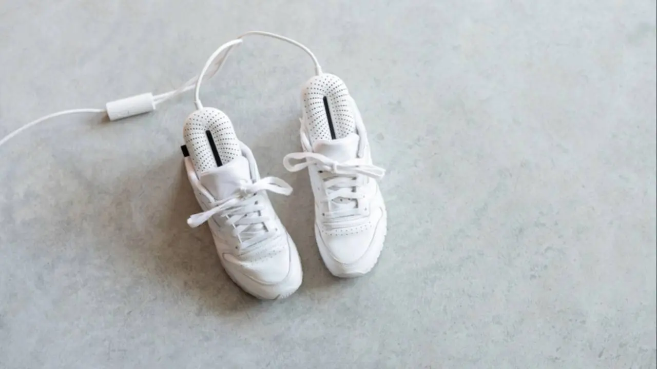 Bye Sepatu Apek! Ini Pengering Sepatu Elektrik Terbaik yang Praktis untuk Penggunaan Harian