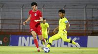 Striker Singapura U-19, Kian Ghadessy. (Bola.com/AdityaWany)