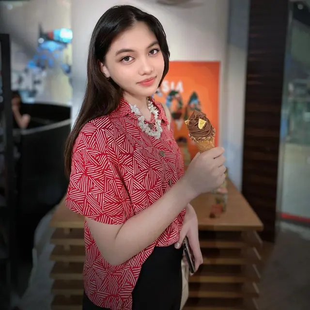 [Fimela] Raihana Zemma