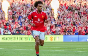 Fiorentina Ingin Pinjam Joshua Zirkzee dari Manchester United
