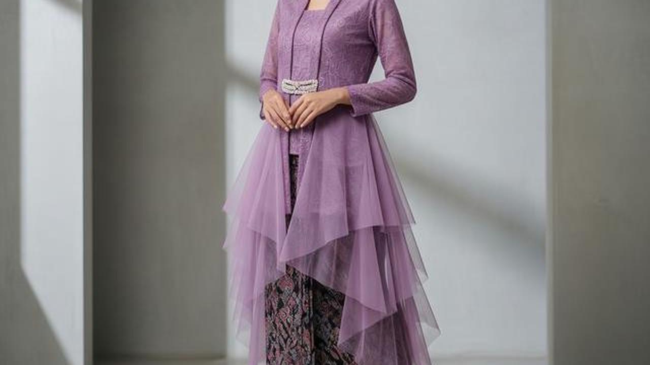 8 Model Kebaya Soft Ungu Terbaru 2026, Gaya Anak Bungsu Tommy Soeharto Curi Perhatian