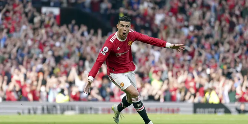 FOTO: Cristiano Ronaldo Hattrick, Manchester United Taklukkan Norwich City di Old Trafford